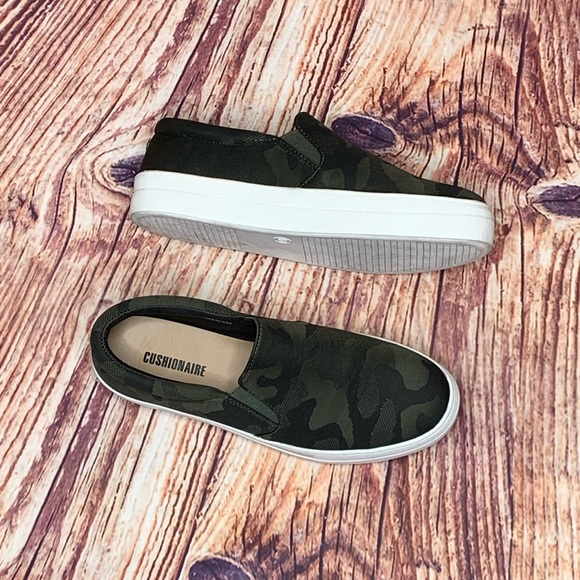 Cushionaire Rhona Camouflage Slip On Sneaker Size 10 Memory Foam in Sole - Picture 7 of 8